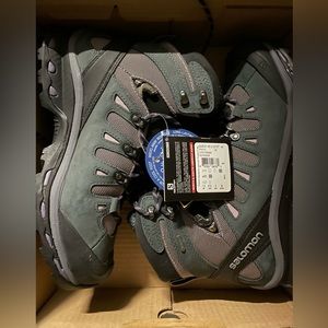 Quality Salomon hiking boots, NWT, GoreTEX waterproof upper, Contragrip sole.
